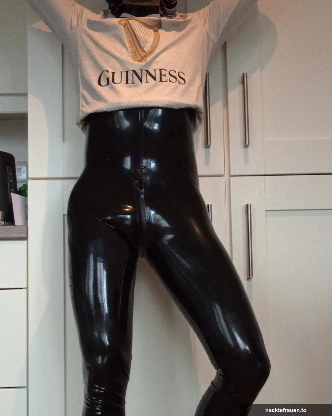 Frauen in Latex
